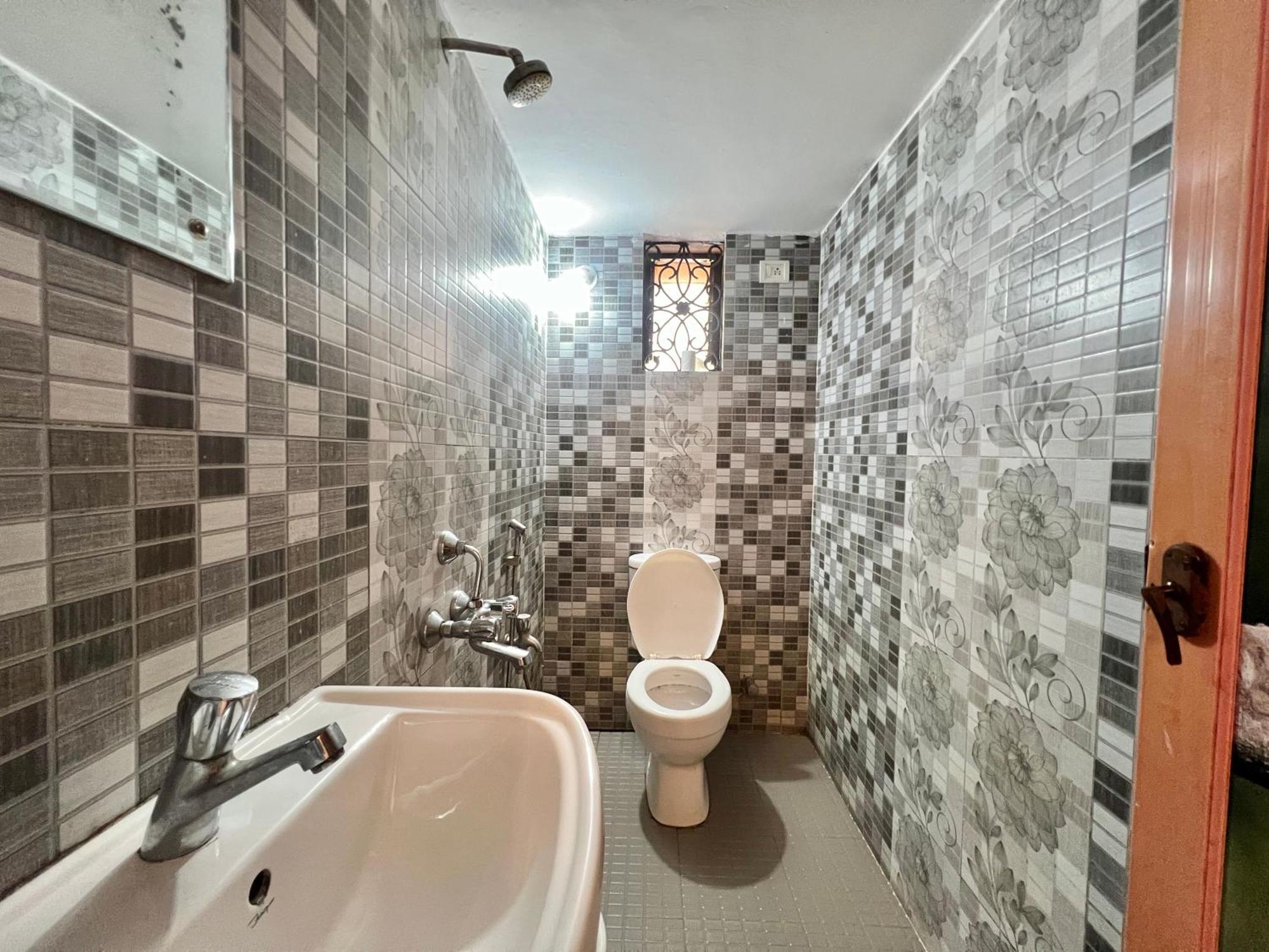 Aura Rooms & Swimming Pool, Calangute Extérieur photo