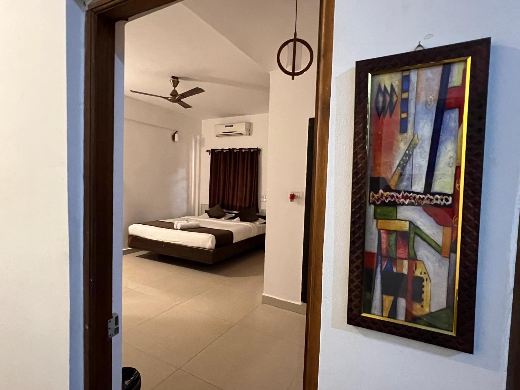 Aura Rooms & Swimming Pool, Calangute Extérieur photo
