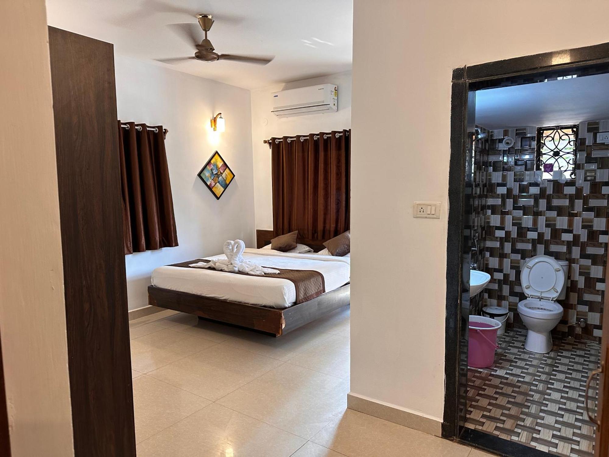 Aura Rooms & Swimming Pool, Calangute Extérieur photo